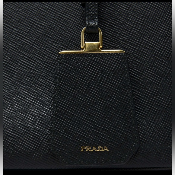 🚫SOLD🚫 PRADA SAFFIANO SMALL DOUBLE CUIR TOTE BAG - Picture 4 of 9